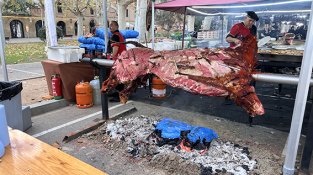 Carn a la brasa al Mercat Medieval de Vic