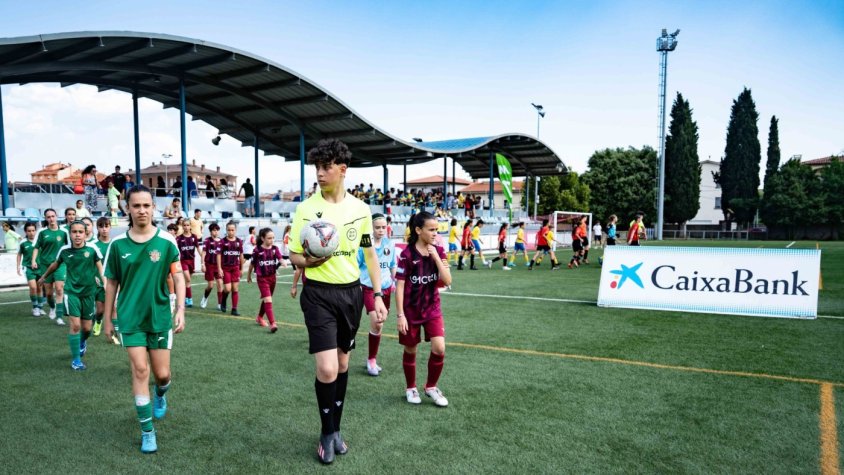 Osona celebra la 3a edició del MICFOOTFEM